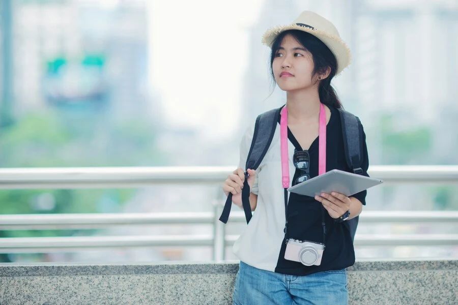 11岁女儿从“严重叛逆”变成“懂事上进”，我用了这个策略，成功改变了她