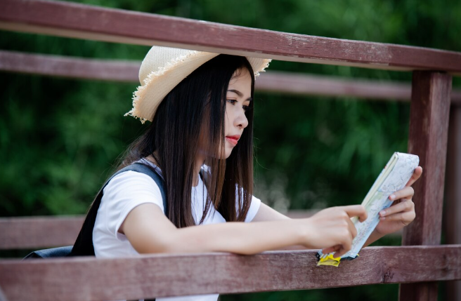 亲历初中女儿成绩下滑、厌学、叛逆对抗到主动冲刺重点高中，我才醒悟：真正的教育是“唤醒”，它从平等沟通开始