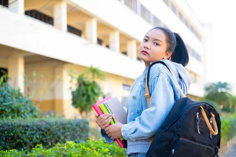 不要太尊重休学躺平的孩子，哈佛大学研究表明：父母若将重大选择完全交给孩子，等同让他们在风暴中独自掌舵